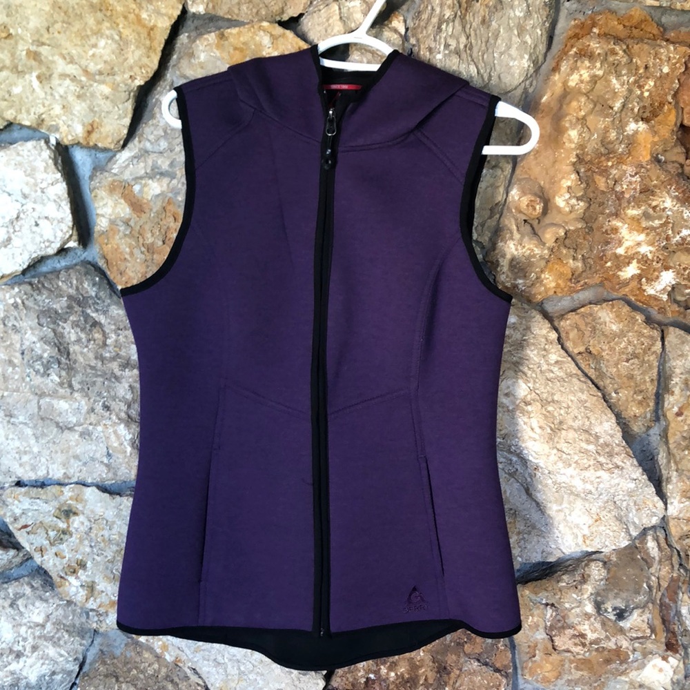 Gerry Hooded Vest